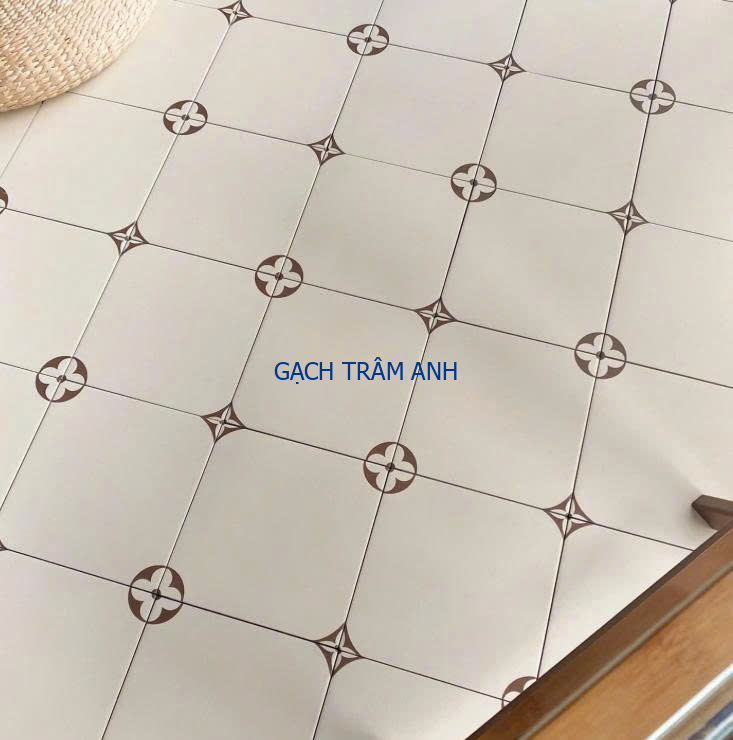 055f30bd53d4e78abec53 Gạch Lát Sàn 30x30cm Trắng Ngà Họa Tiết Pháp Louis Vuitton – Khi Thời Trang Haute Couture Bước Vào Không Gian Sống - Ảnh 1